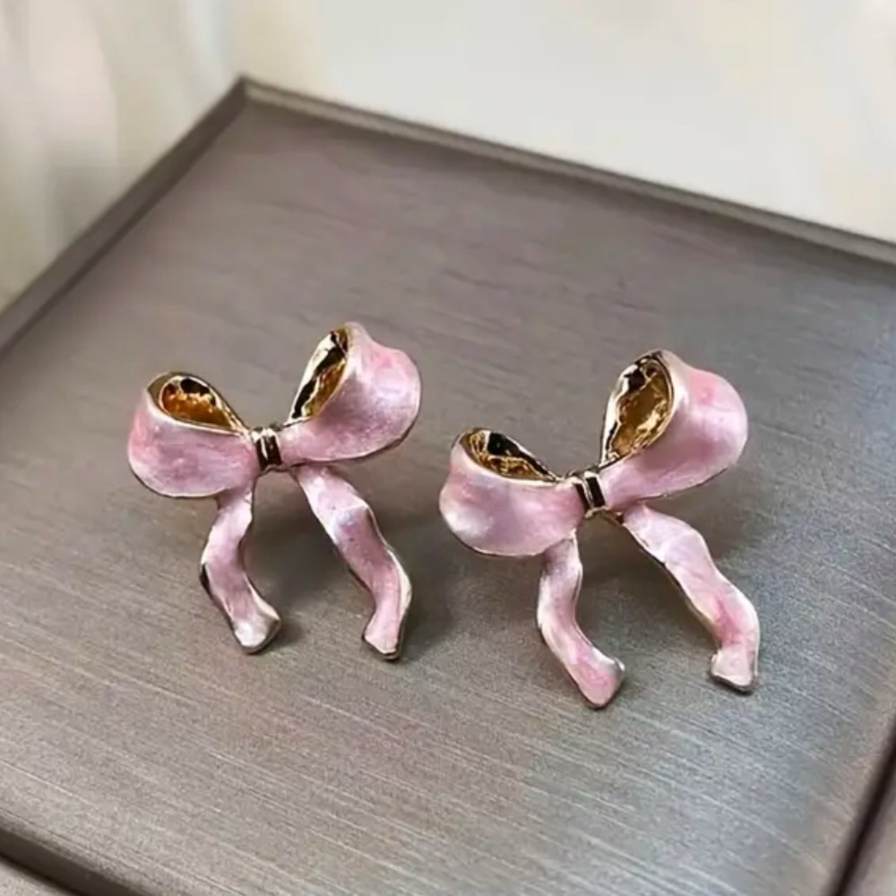 Pink Butterfly Bow Pearl Stud Earrings 🎀